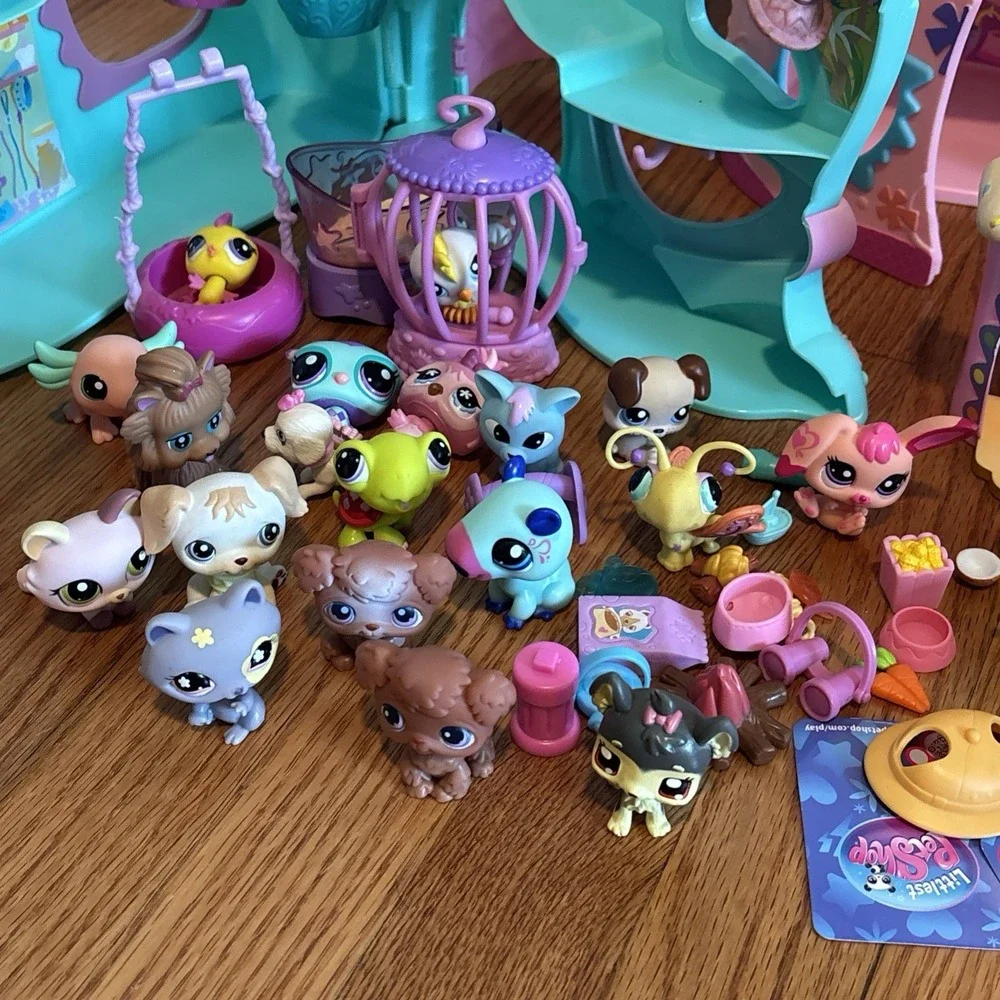 Huge Lot Littlest Pet Shop Authentic LPS Pets Some Vtg , Playsets, Accessories
